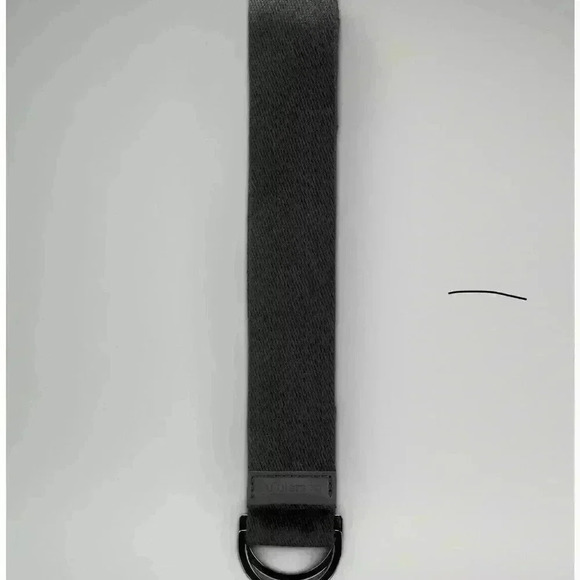 Lululemon 🍋- No limits stretching strap - Picture 2 of 6